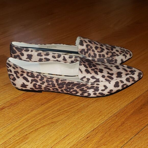 London Rebel Leppard Print - Picture 1 of 9